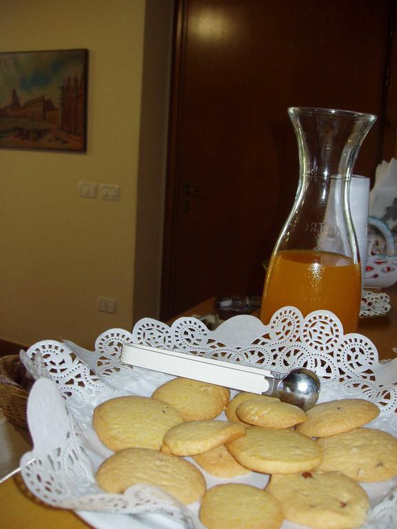 Girfalco Country House Bed and Breakfast Urbino Esterno foto