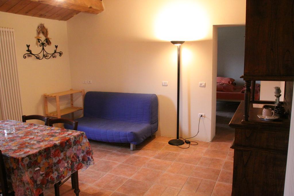Girfalco Country House Bed and Breakfast Urbino Esterno foto
