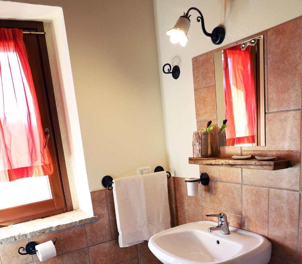 Girfalco Country House Bed and Breakfast Urbino Esterno foto